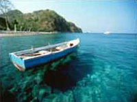 clear_water_small_boat