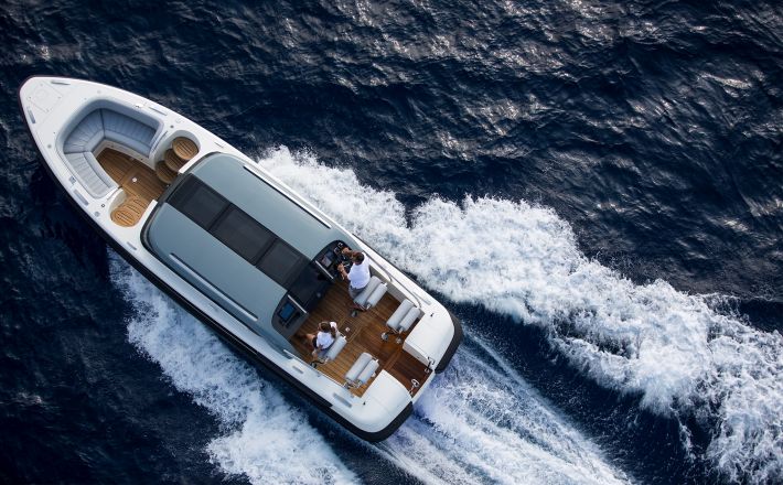 Award winning Pascoe International to showcase new Limousine tender in Monaco