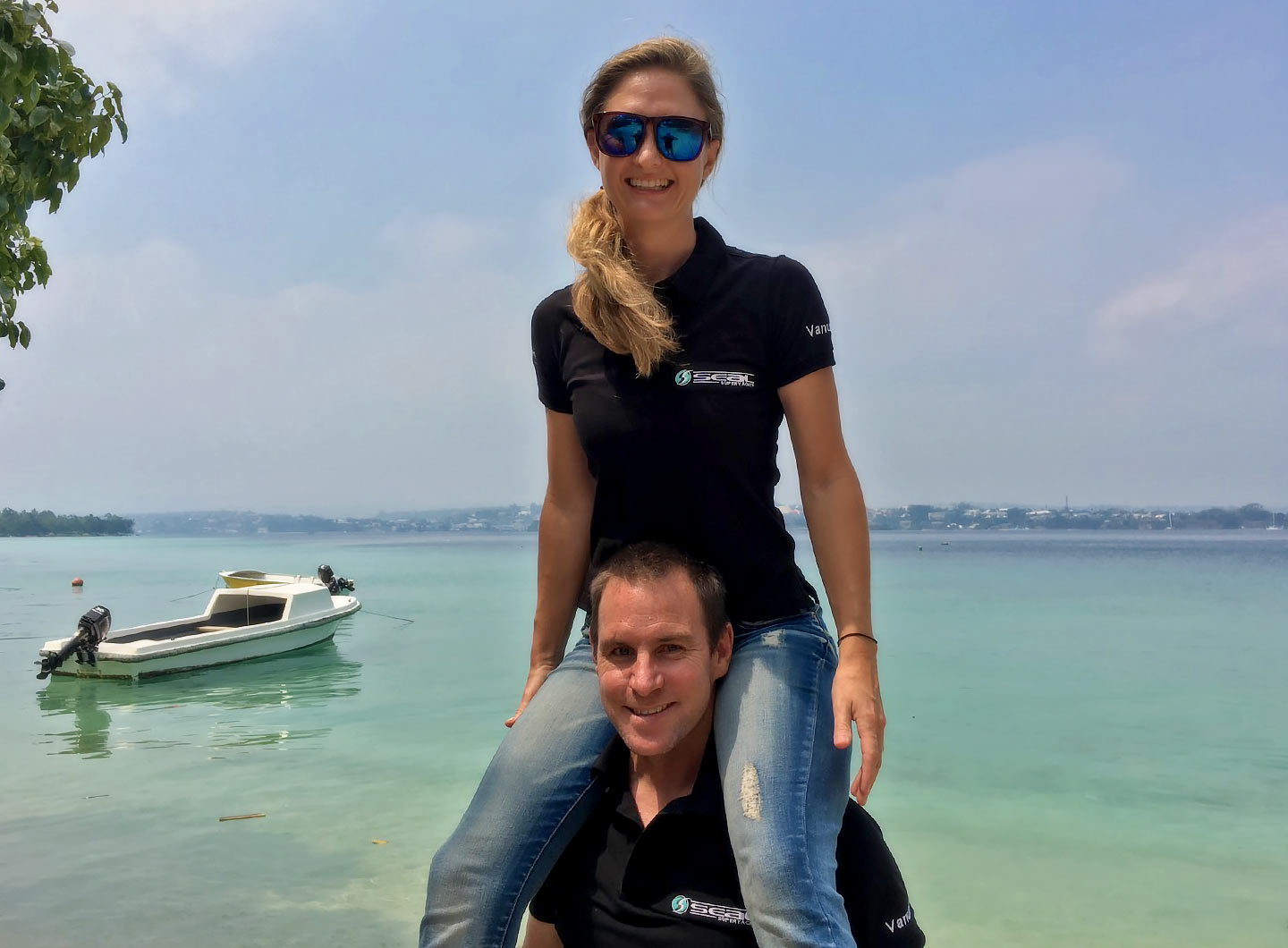  Justin and Claire Jenkin of Seal Superyachts Vanuatu Team.