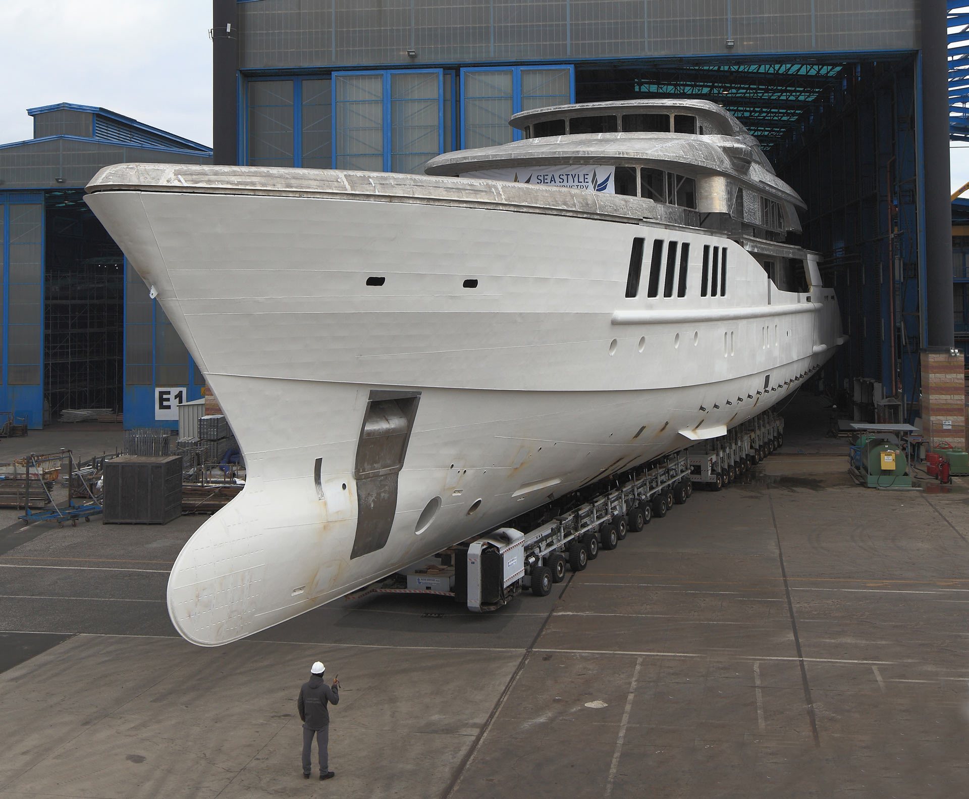 Benetti Fb269 M/Y Spectre: Transfer Completed Of The  69 Meter Megayacht For Out Fitting