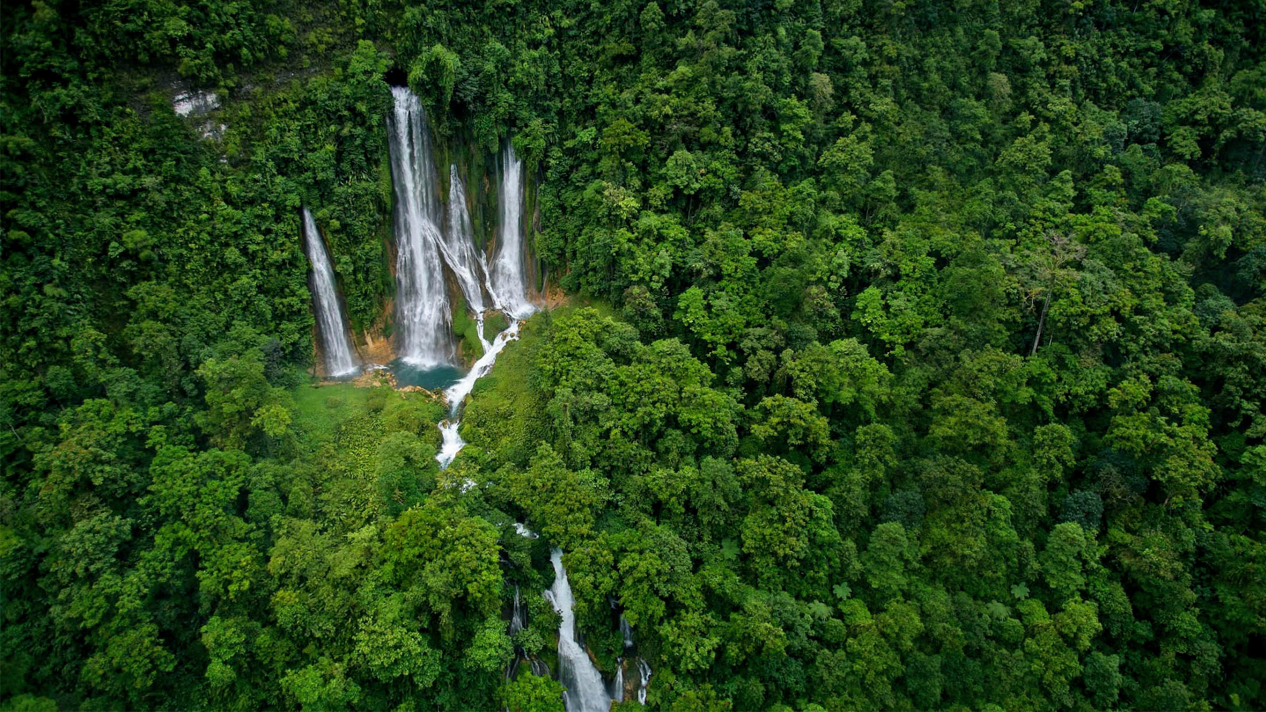 Papua New Guinea Cruising Guide for Superyachts waterfall