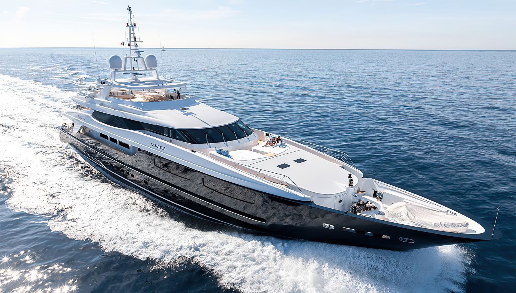 ‘Mischief’ checks in with GCCM (Seal Superyachts Australia)